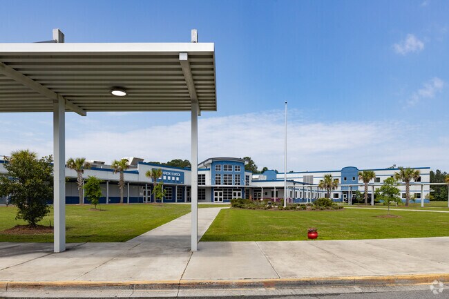 Rice Creek School serves grades K-8 in Port Wentworth.