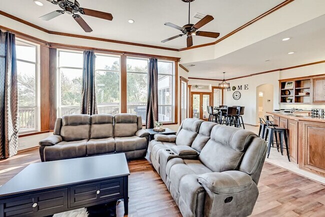 811 Mallard Pointe Dr unit ID1301582P, Cedar Hill, TX 75104 - photo 3