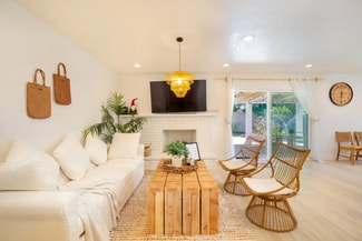 10164 Swallow Ave, Fountain Valley, CA 92708