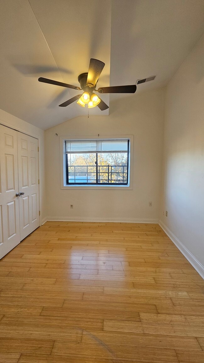 635 Kress Aly unit 4, Cincinnati, OH 45214 - photo 6