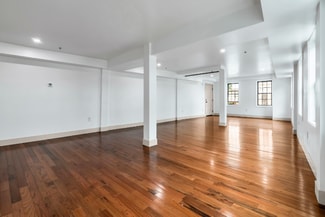 2 Charles St, Methuen, MA 01844