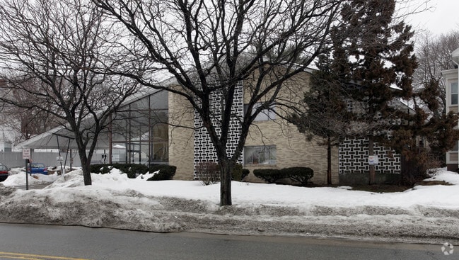 1890 Broad St, Cranston, RI 02905 - photo 2