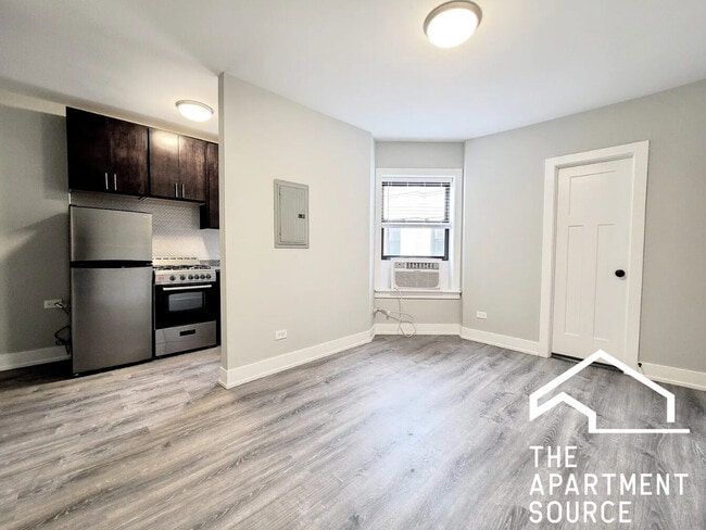 437 W Belden Ave unit B206, Chicago, IL 60614 - photo 5