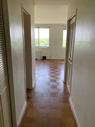 10401 Grosvenor Place Unit 1524, Rockville, MD 20852