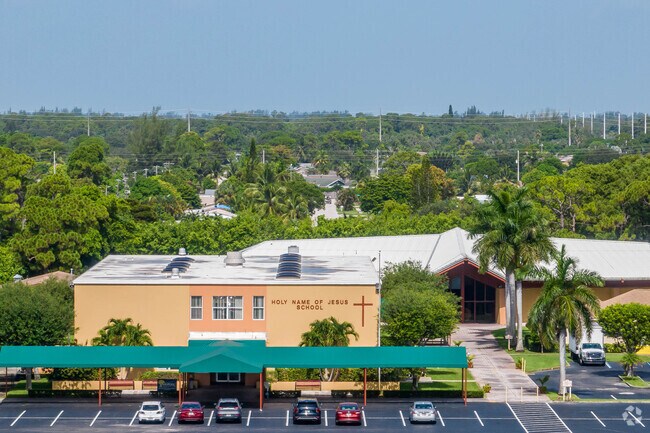 Oakstone Academy services the residents of Cannongate.