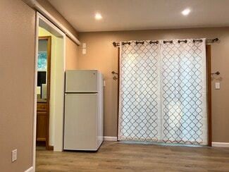 1871 Peach Place Unit 2, Concord, CA 94518