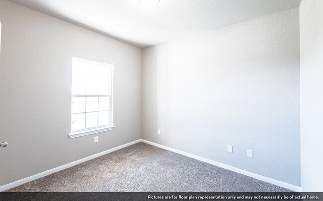 110 Olympic Park Dr unit 36463002, Kyle, TX 78640 - photo 4