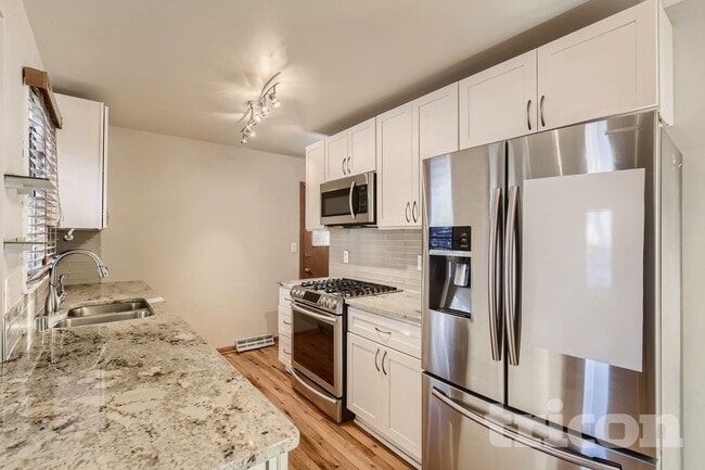 6921 Russell Ave S, Richfield, MN 55423 - photo 5