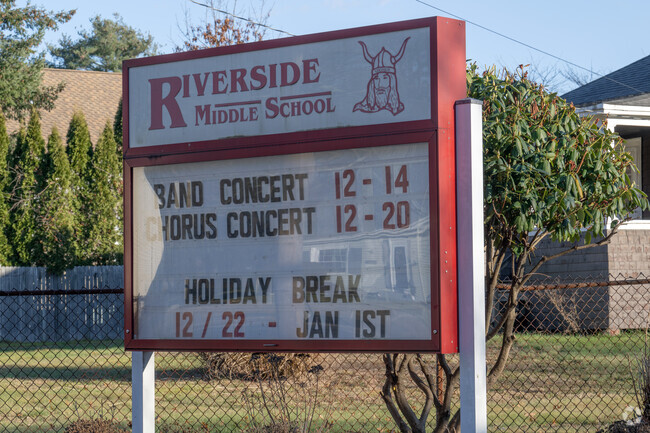 Riverside Middle School has a variety of musical traditions including band and chorus.