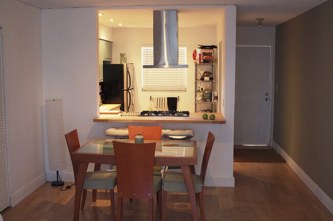 1615 Meridian Ave unit 204, Miami Beach, FL 33139 - photo 4