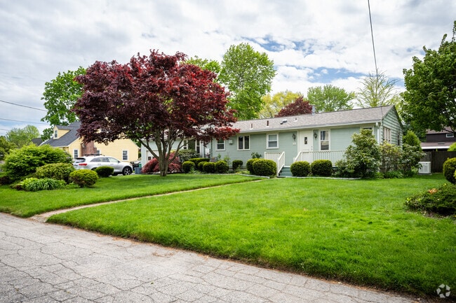 Explore the variety of Greenwood’s blend of colonial and ranch style of homes.