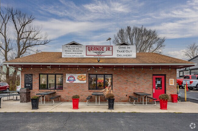 Grande Jr Pizza Express in Meadow Lands is an area favorite for grabbing a bite to eat.