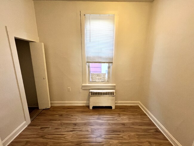 5248 S Wells St unit 2, Chicago, IL 60609 - photo 6