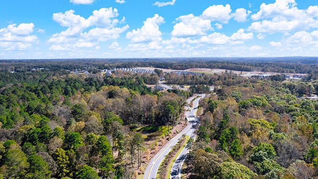 513 Great Salt Ln, Hoschton, GA 30548 - photo 2