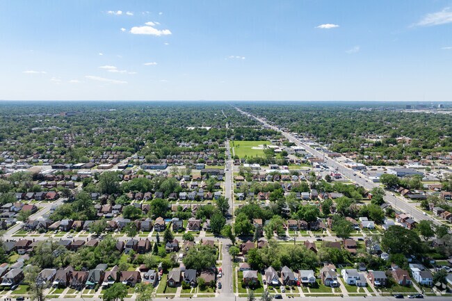 Bagley residents have easy access to local highways and major roads.