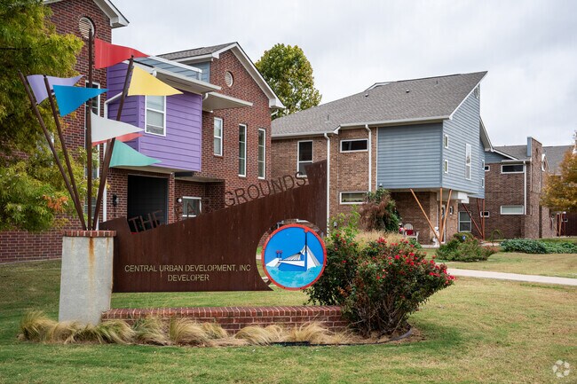 The entrance to the Fair grounds duplex area of John F Kennedy.