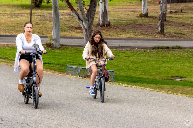 Guajome Regional Park connects to the San Luis Rey River Trail for biking.