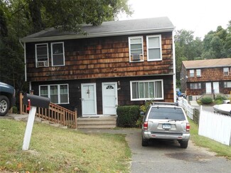 128 Robert St, Bridgeport, CT 06606