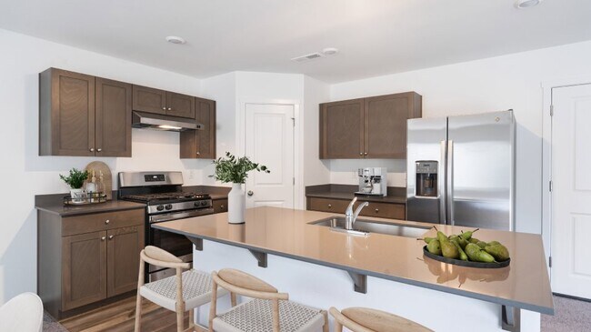 16613 Blue Pine St unit 36040657, La Pine, OR 97739 - photo 4