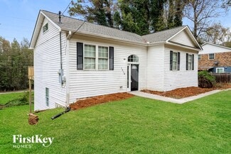 1216 Woodleigh Rd SW, Marietta, GA 30008