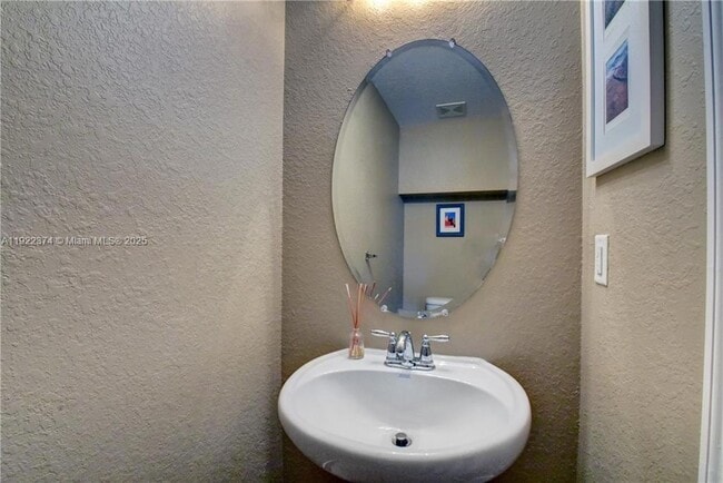 256 SW 6th Ct, Pompano Beach, FL 33060 - photo 7