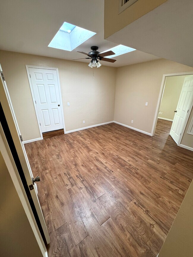 339 N Highland Ave unit Back Unit, Tucson, AZ 85719 - photo 5