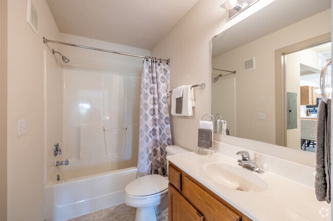 LEXINGTON ESTATES, Sioux Falls, SD 57106 - photo 6