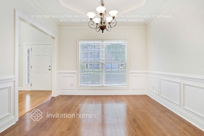 3038 Brookwood Oak Ln SW, Lilburn, GA 30047 - photo 3