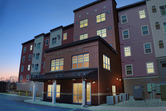 625 W 4th St, Davenport, IA 52801