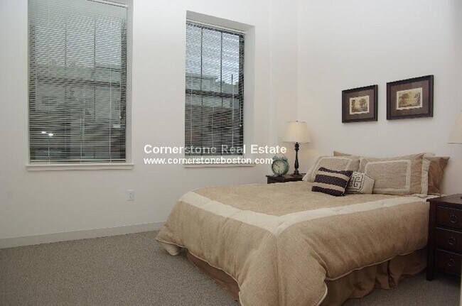 395 Washington St unit 401, Boston, MA 02108 - photo 6