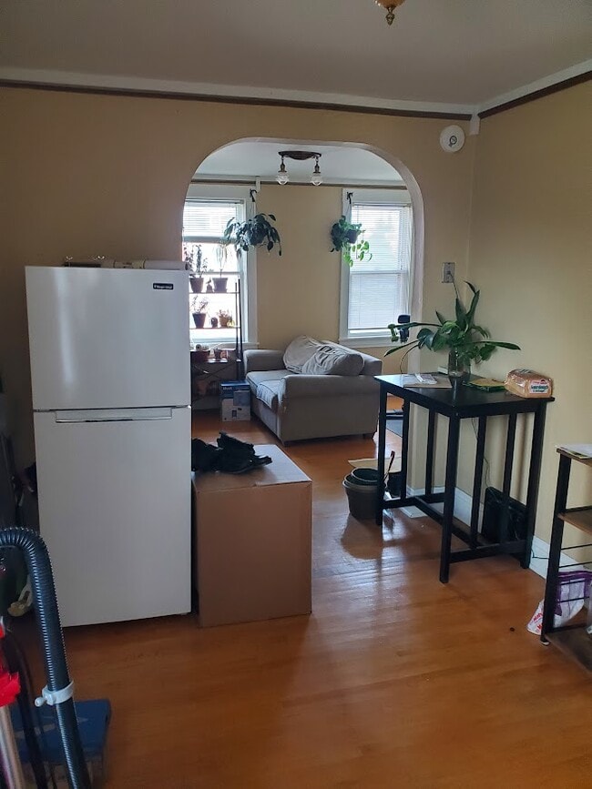 606 7th St N Unit Two, Fargo, ND 58102