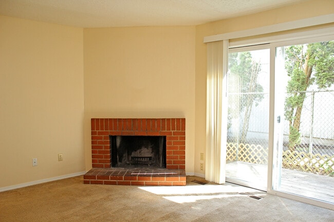 3805-3805 SE Cesar Estrada Chavez Blvd unit 3805 - 05, Portland, OR 97202 - photo 7