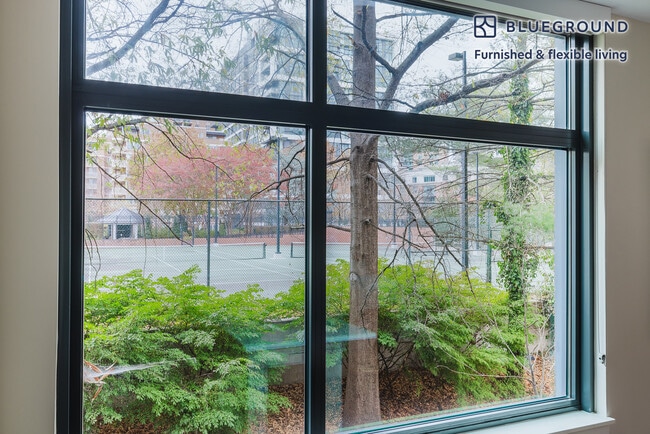 4901 Montgomery Ln unit FL2-ID974, Bethesda, MD 20814 - photo 4