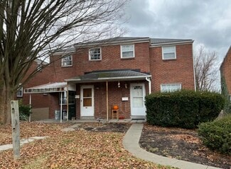 1615 Parkline Dr, Pittsburgh, PA 15227