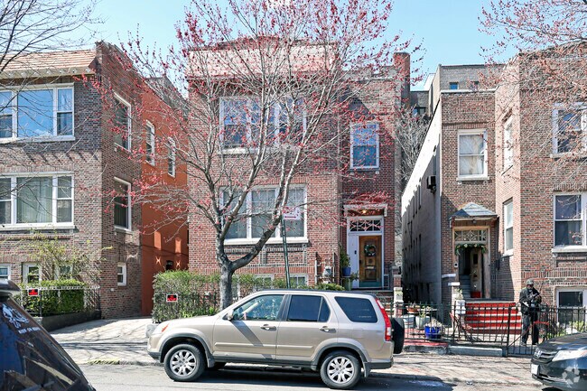 The Morris Heights community is home to some amazing brick townhouses over 100 years old.