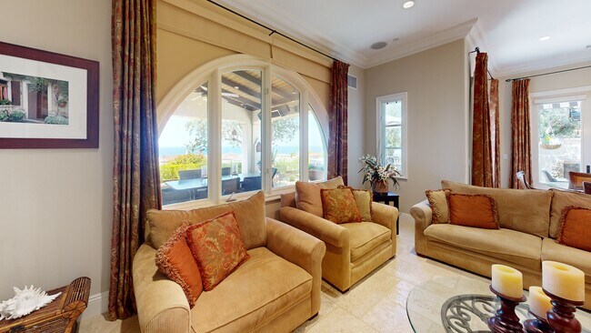 28 Surfspray Bluff, Newport Coast, CA 92657 - photo 2