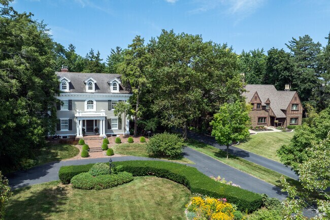 Founders Grove features some magnificent estates of various styles.
