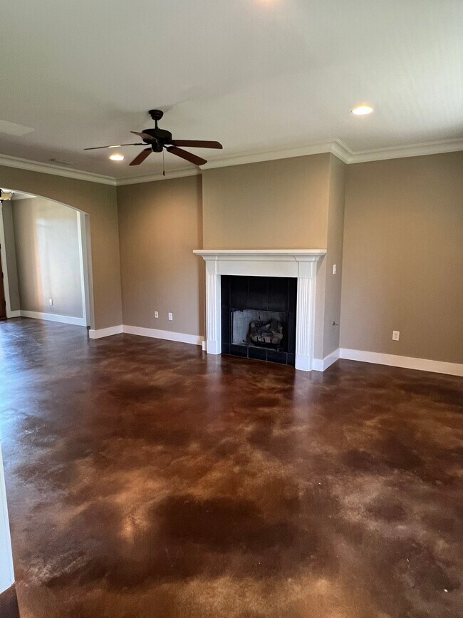 9255 Coles Ct, Daphne, AL 36526 - photo 6