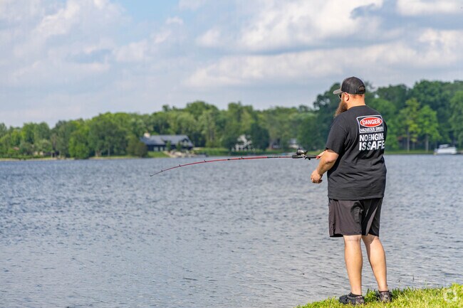 Residents of Lake Lorelei can enjoy an afternoon of fishing on the lake.