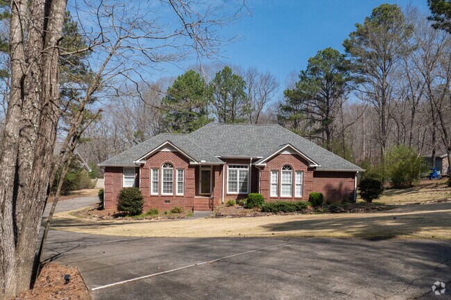 Most of the newer construction homes in Rainbow City are in the New Traditional Style.