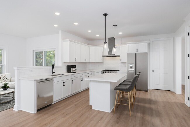 7424 Jewett Holmwood Rd unit 36598910, Orchard Park, NY 14127 - photo 4