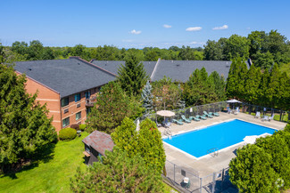 1 Kensington Manor, Middletown, NY 10941