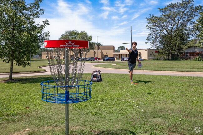 Residents can play a round of disc golf at Evergreen Park in El Pueblo.