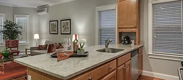 291 Cardinal Medeiros Ave unit 1, Cambridge, MA 02141 - photo 5