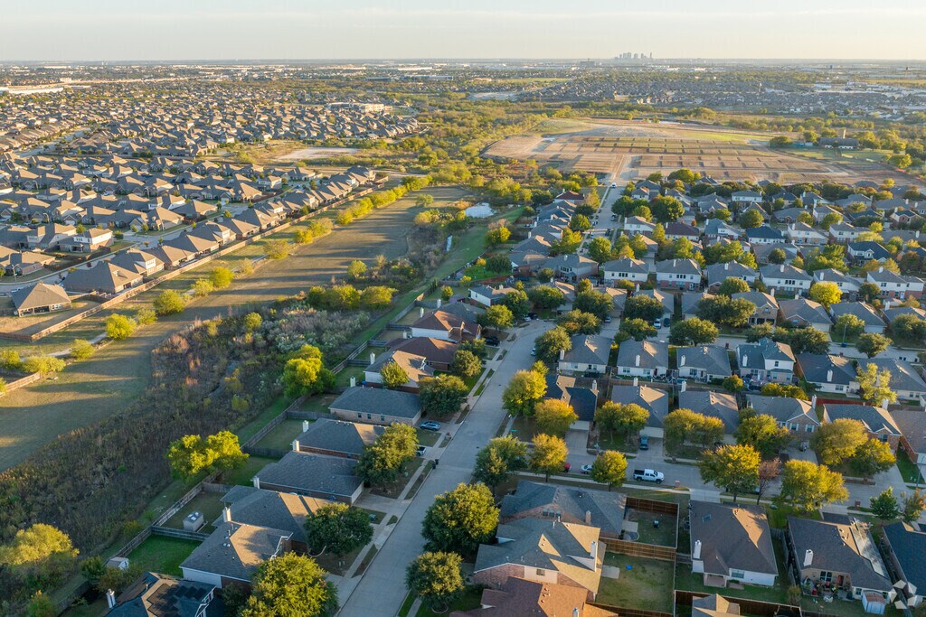 About Creekwood Schools, Demographics, Things to Do