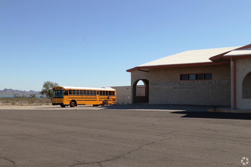 Chemehuevi Valley Elementary provides private education in the neighborhood of 
Needles.