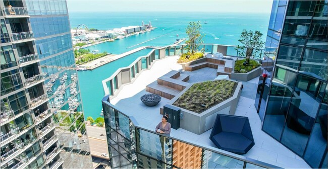 The Chandler Condominiums unit 1505, Chicago, IL 60601 - photo 2