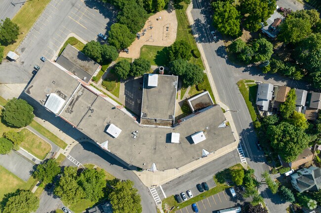 Porter Elementary School's campus provides easy access for all students.