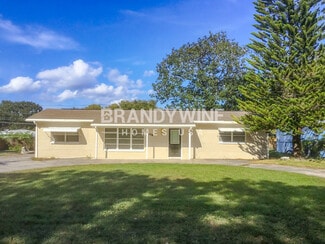 1908 Palm Dr, Clearwater, FL 33763