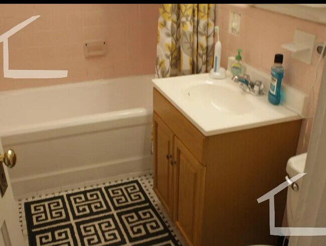 1736 Beacon St unit 6, Brookline, MA 02445 - photo 5